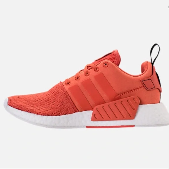 Adidas NMD R2 Sneakers